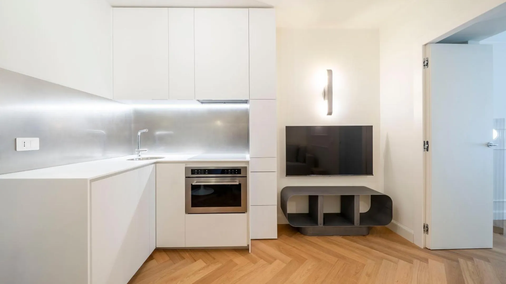 Exclusive Suite Solferino Autentica 0*, Milan Italy